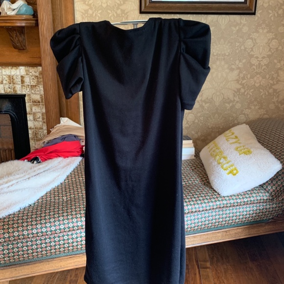 Flutter sleeve stud embossed dress. Worn once or twice. - Picture 5 of 5